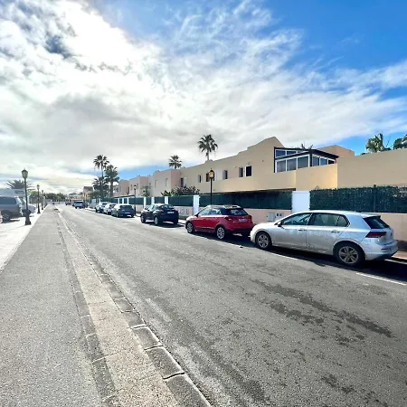 Apartamento Con Wifi Y Piscina, 2 Minutos De Playa En Apartmán Corralejo