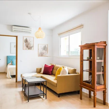 Apartamento Con Wifi Y Piscina, 2 Minutos De Playa En