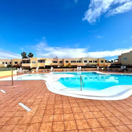 Apartamento Con Wifi Y Piscina, 2 Minutos De Playa En Corralejo