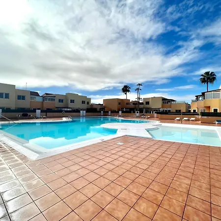 Apartamento Con Wifi Y Piscina, 2 Minutos De Playa En 코라레호