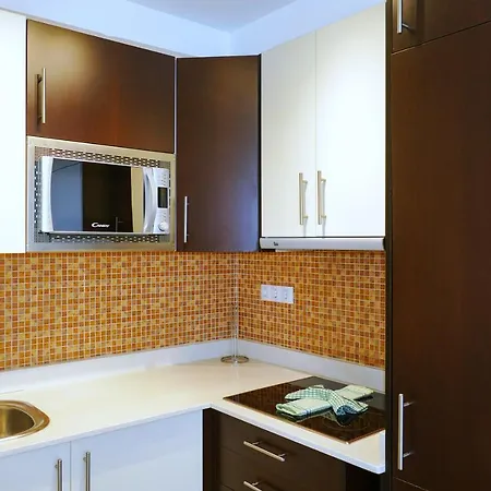 아파트 Apartamento Con Wifi Y Piscina, 2 Minutos De Playa En 코라레호