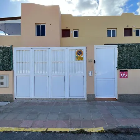아파트 Apartamento Con Wifi Y Piscina, 2 Minutos De Playa En